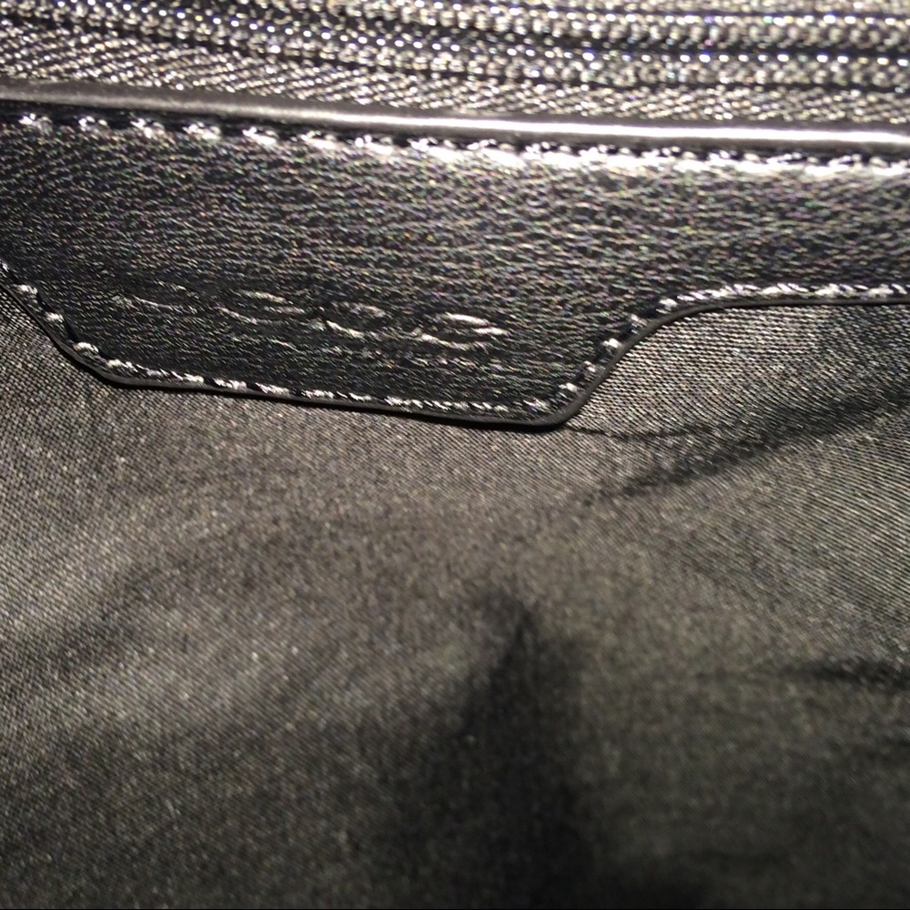 NEW BeBe Black Devon Quilted Backpack - Picture 5 of 6